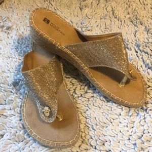 White Mountain Beachball thong gold wedge sandal